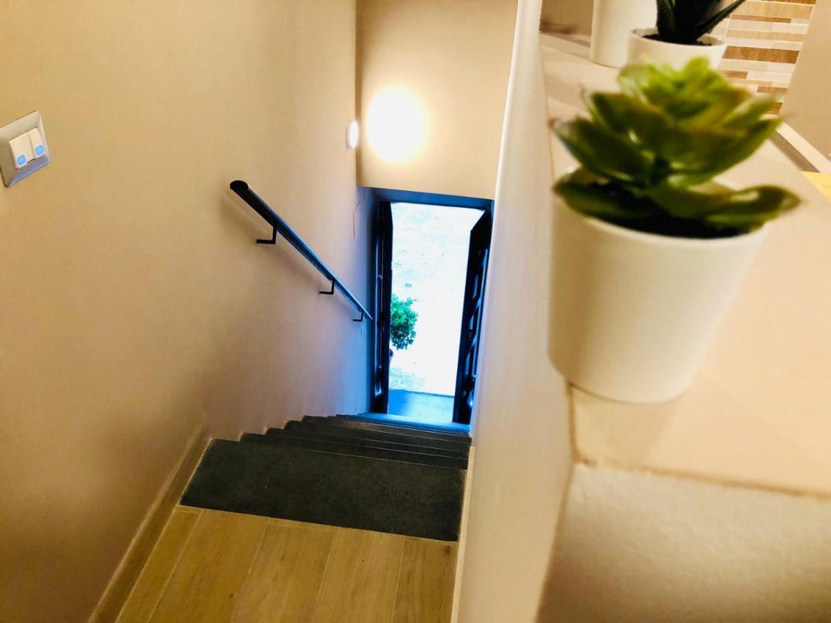 卡塔尼亚U Peri Alivu House别墅 外观 照片